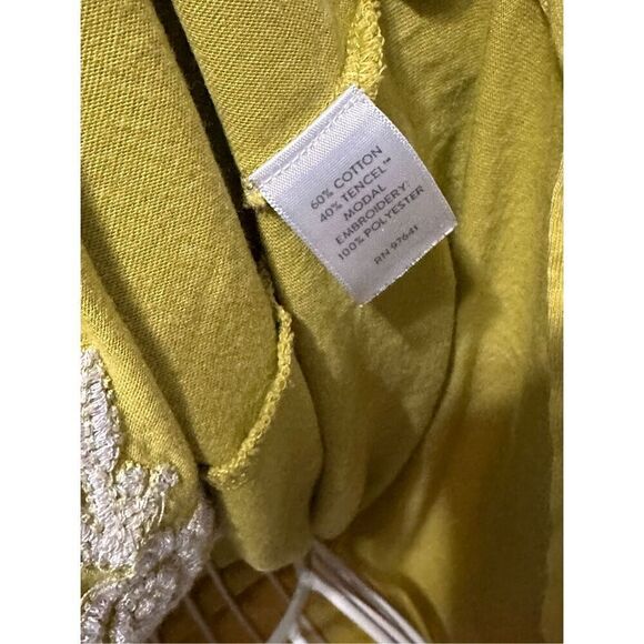 STUNNING J Jill blouse Womens Green Embroidered Long Sleeve V Neck Blouse Peasan - Picture 11 of 14